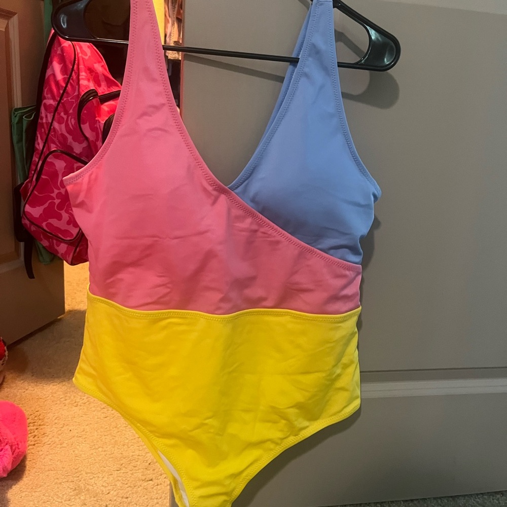 One piece bathing suit